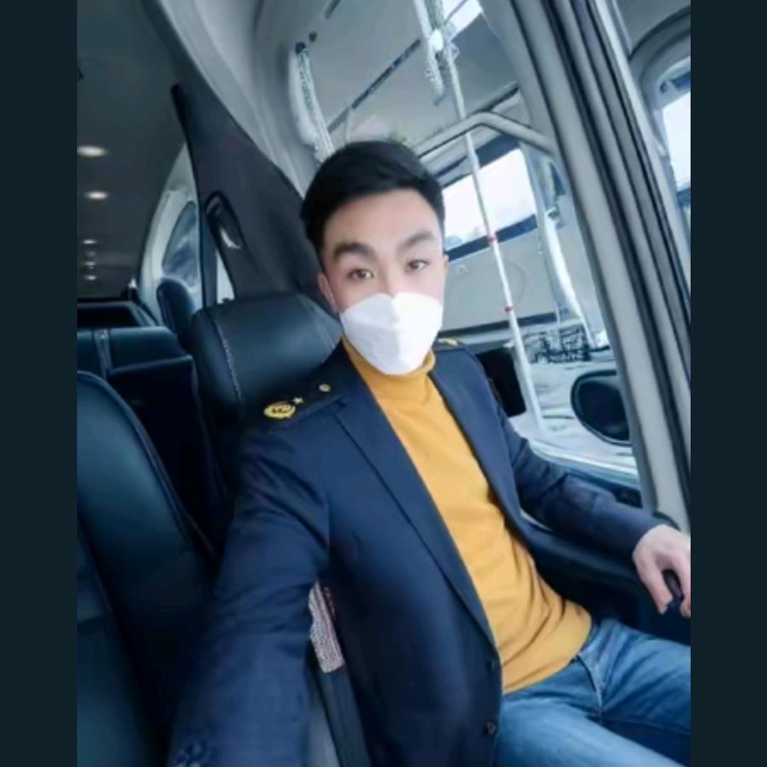 越努力越幸运♚