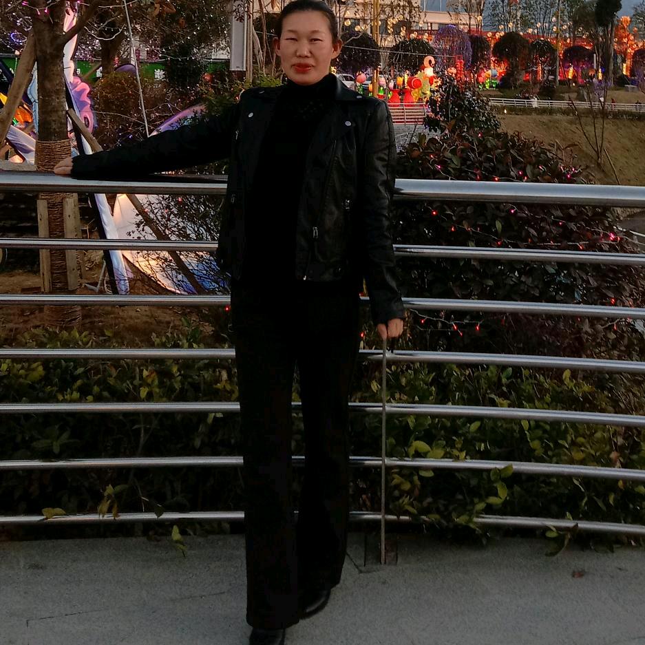 郜家三公主，拒绝私聊。