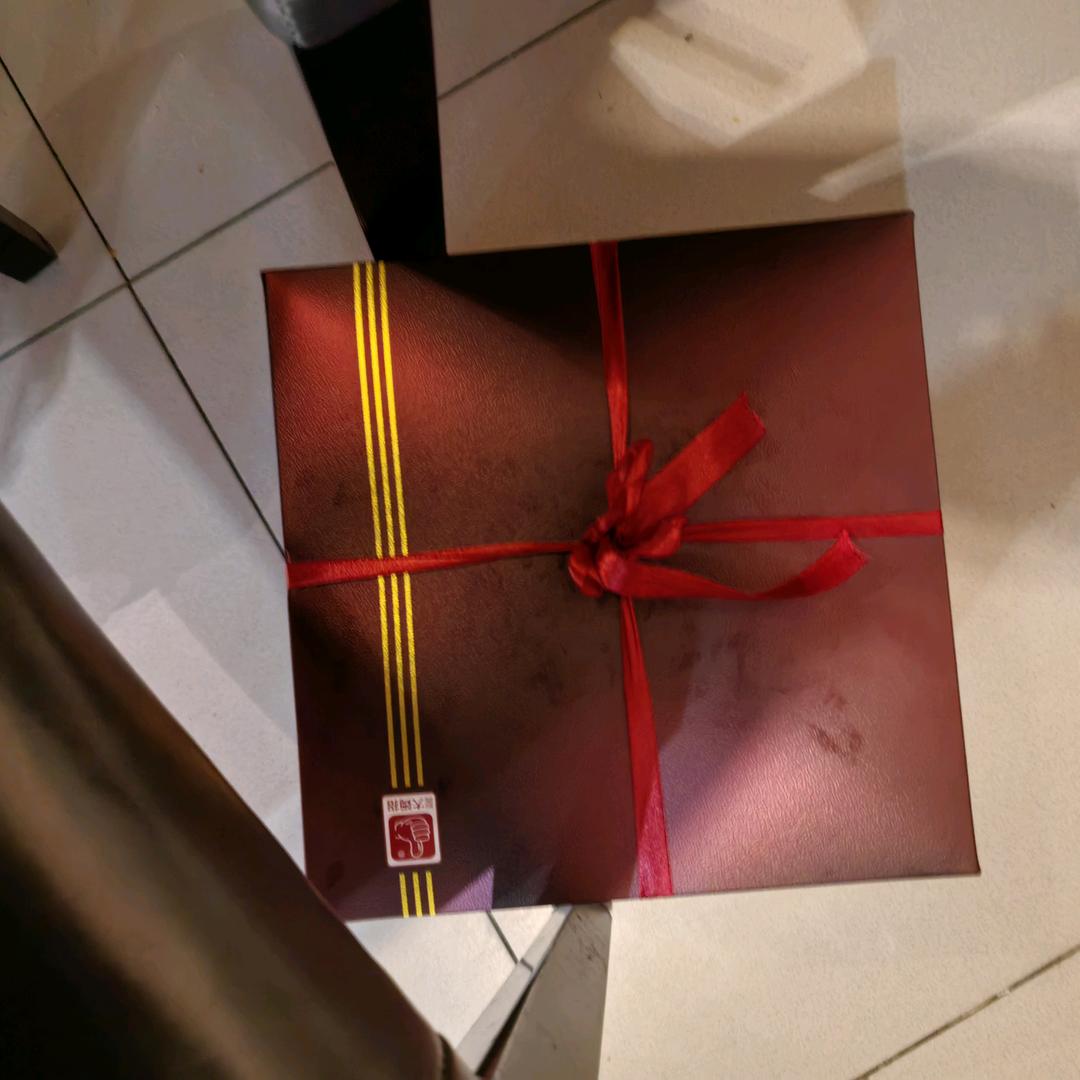 调皮回复。有事启奏。