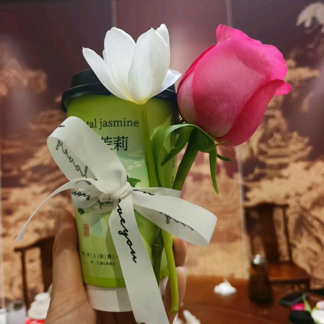 杰💋🌹🌹🌹🧡ྀི💛ྀི❤️ྀ