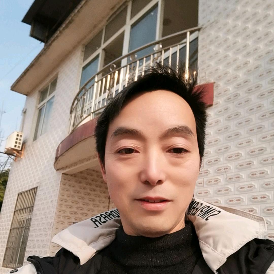 轻描又淡写，贵在于坚持