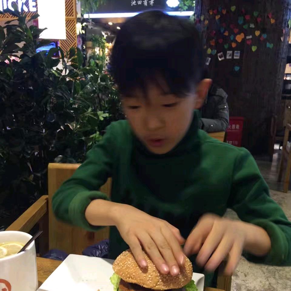 冯地骏Lucas