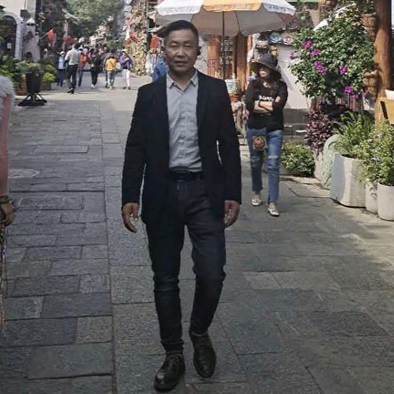 有趣的灵魂万里挑一@😀