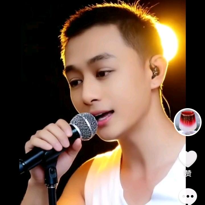 🎉爆米花👉三哥