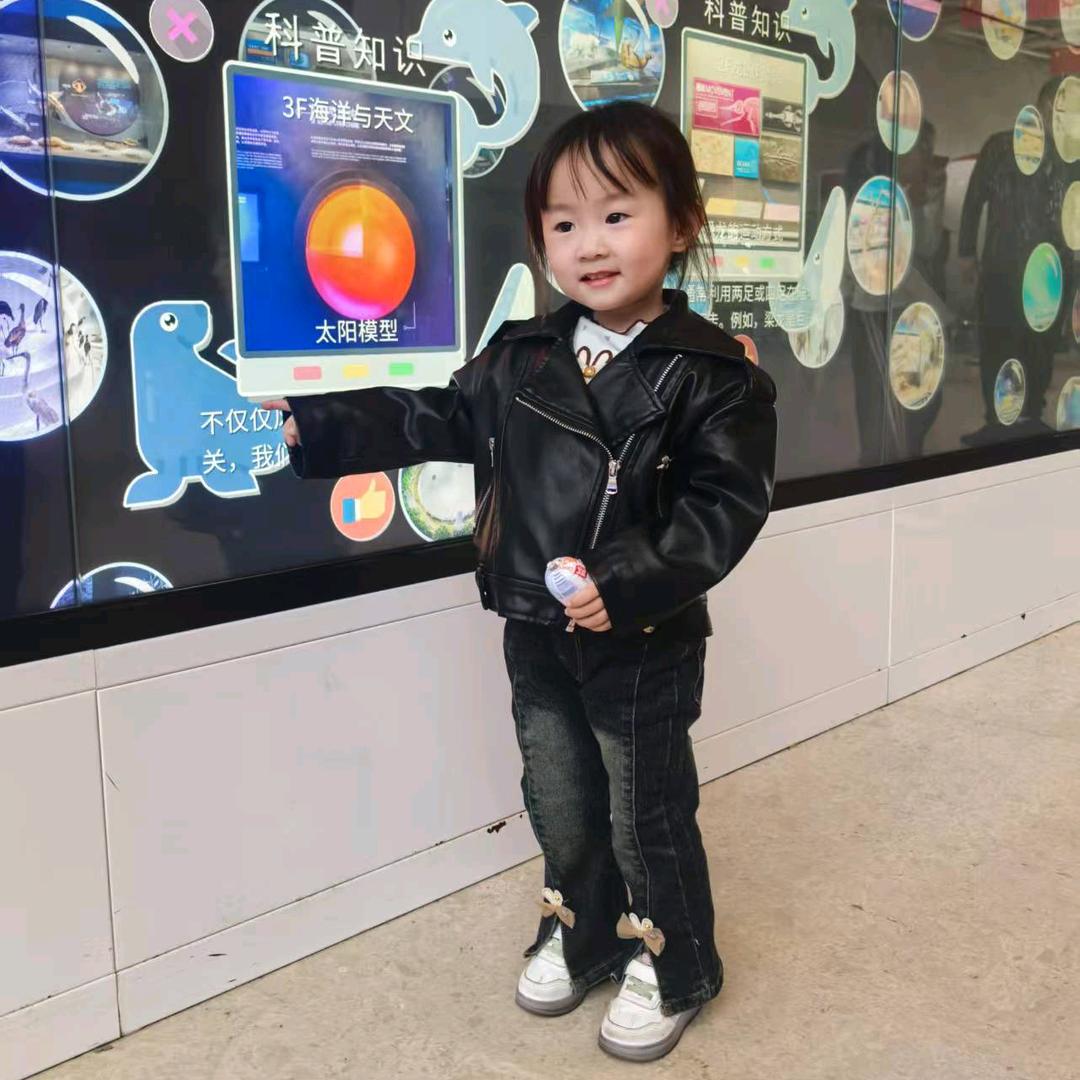 冯雅丽，拒绝私聊