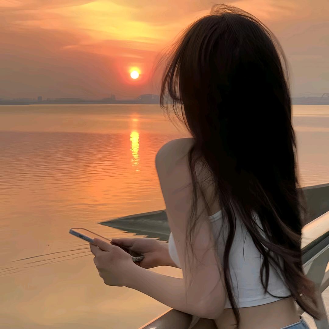 玲子爱穿搭