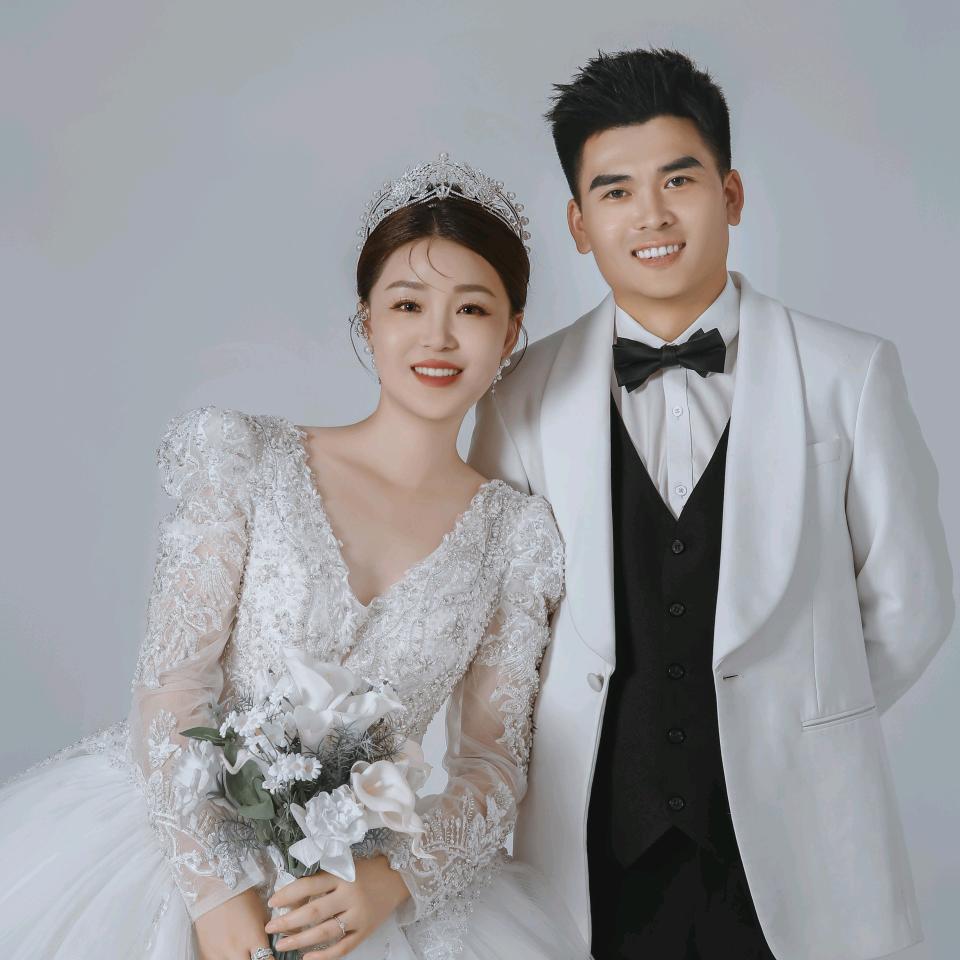 泓洋专业摊铺沥青路面院面