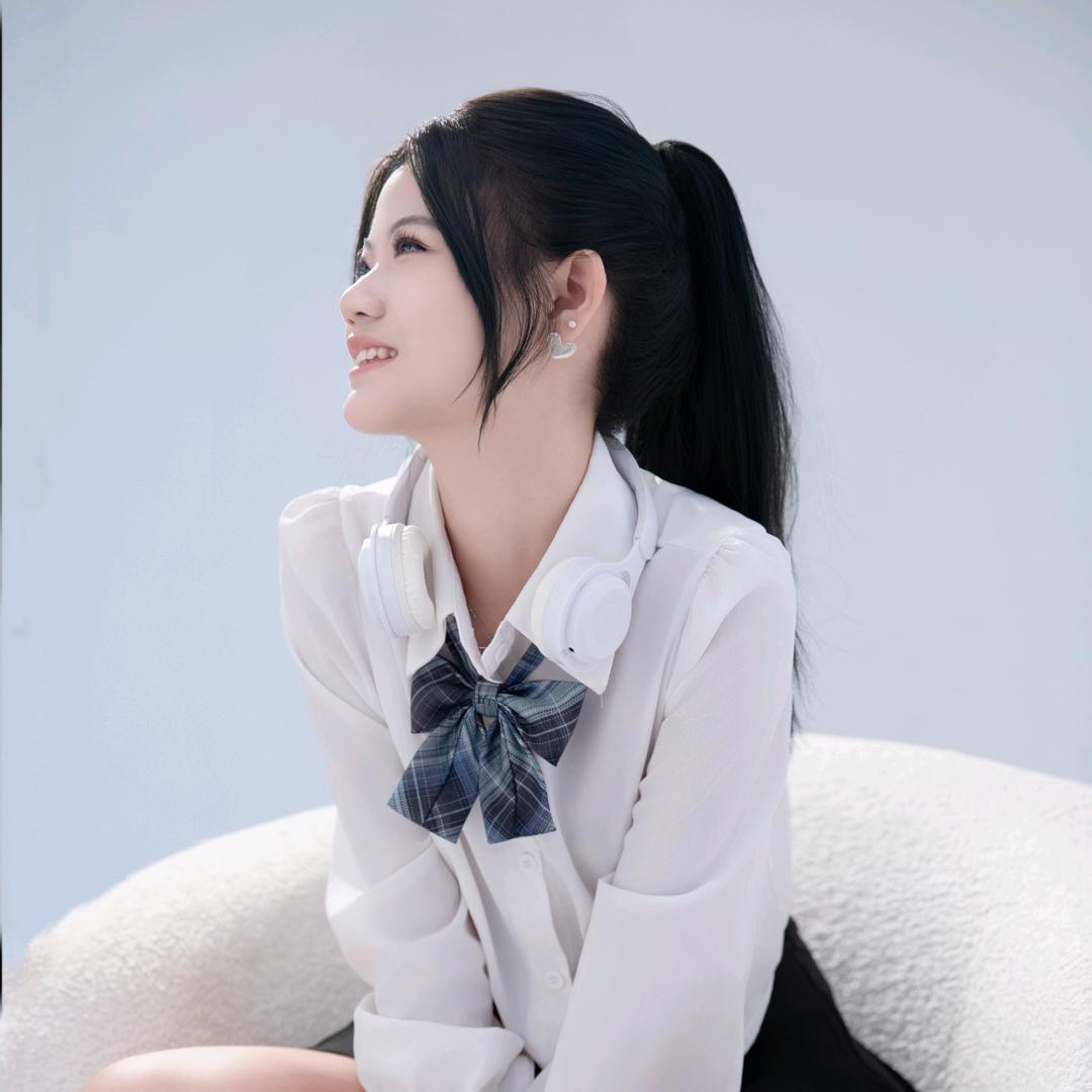 钱佳佳【尊师钱蝶蝶】