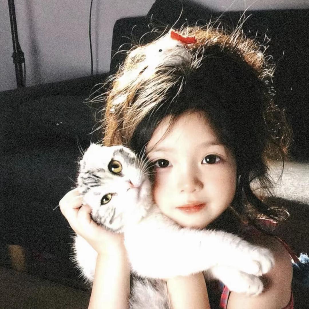 三岁的丽丽子❤