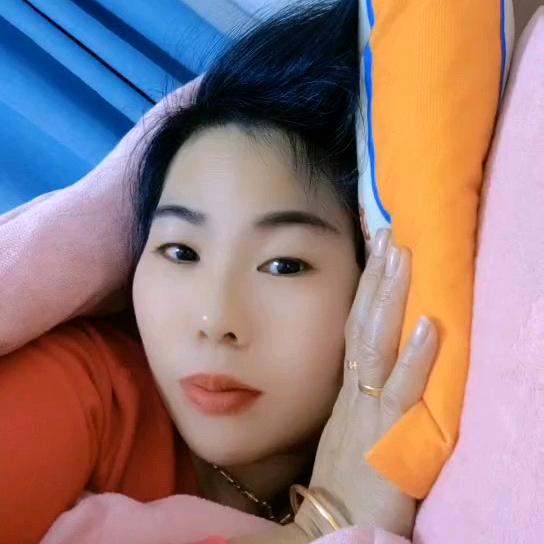 🌹那年杏花微雨🌹  （❤️必回❤️）