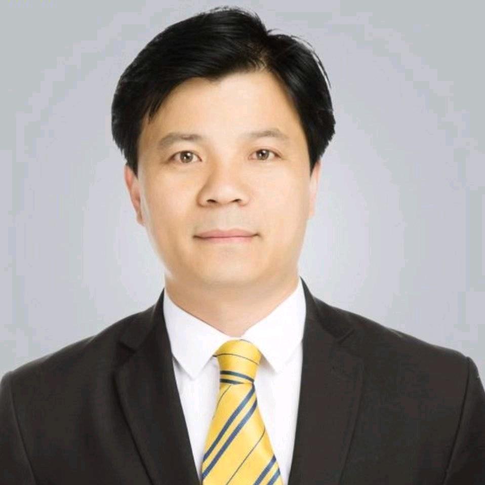 泉兴房产中介王凯