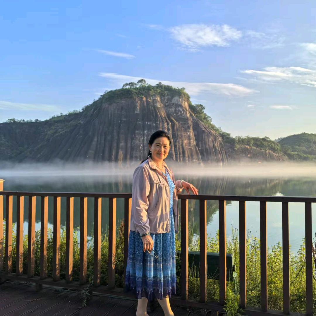 刘夕凤