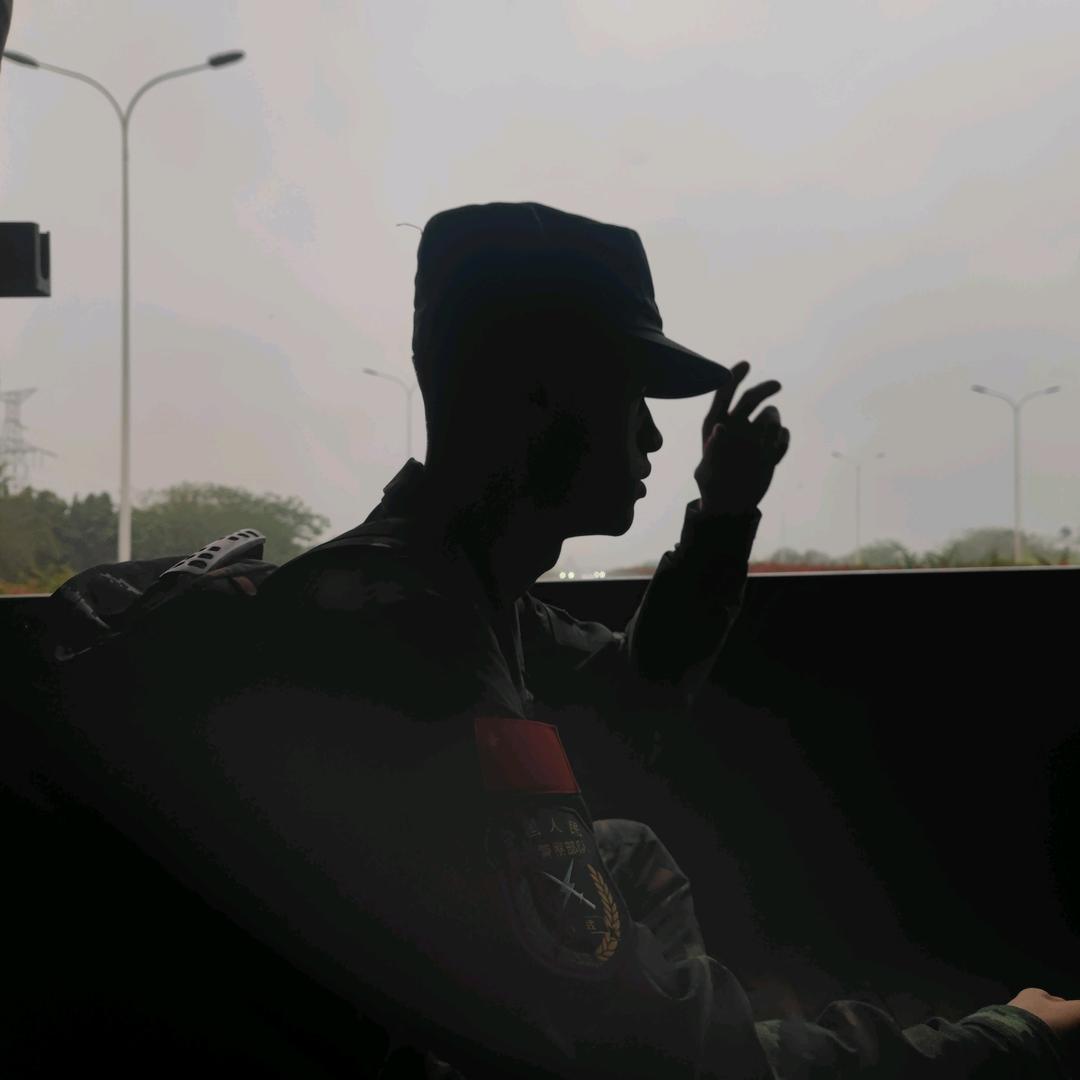 飛