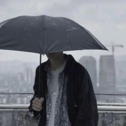 ✘