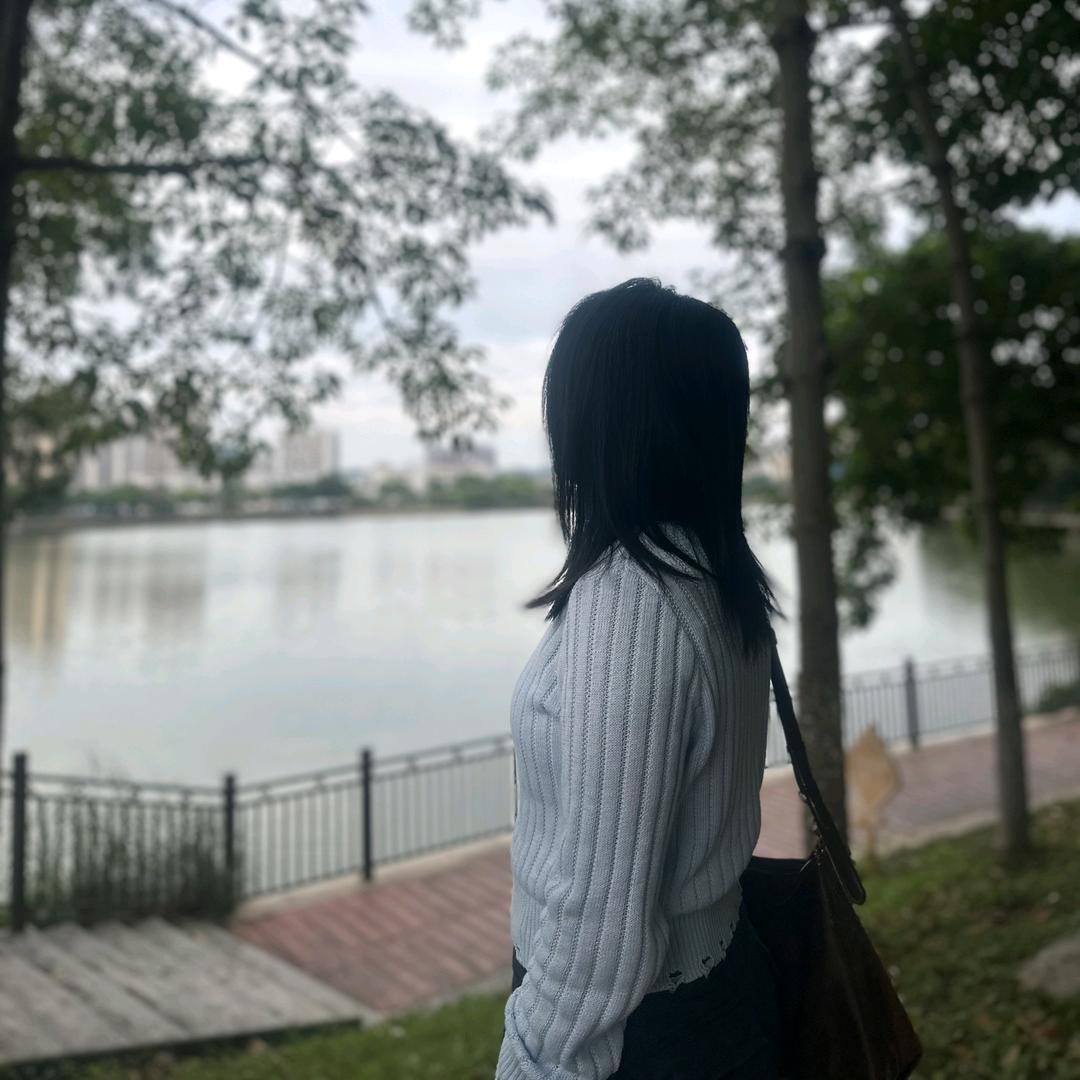 郁南房产–小何(收房源)