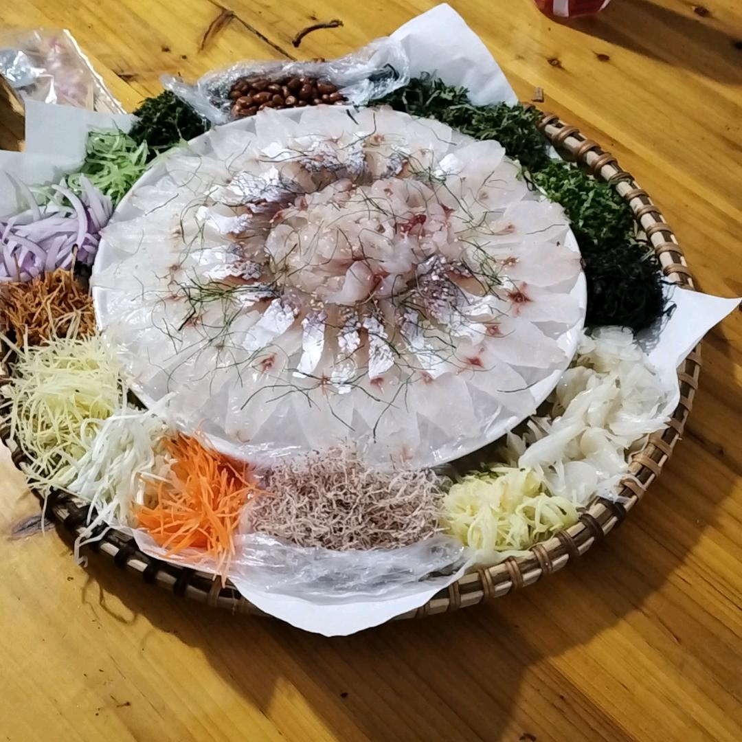 南乡光头佬鱼生