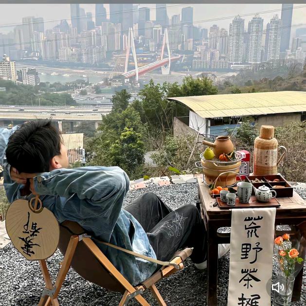 塰鯹不会抽烟