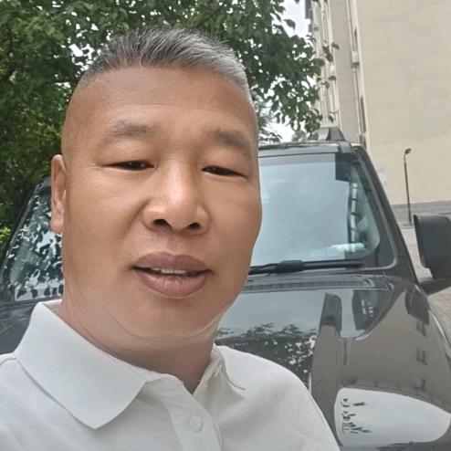 玄兔月初明，董明
