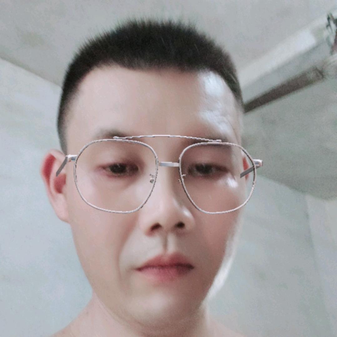 隔壁❤️💕小王