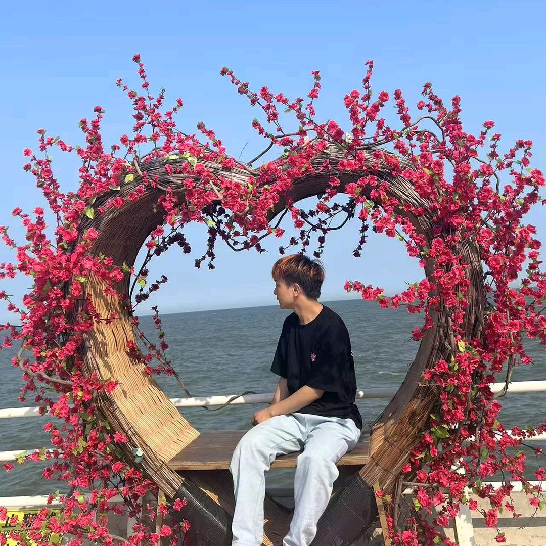 爱我所爱，无怨无悔。