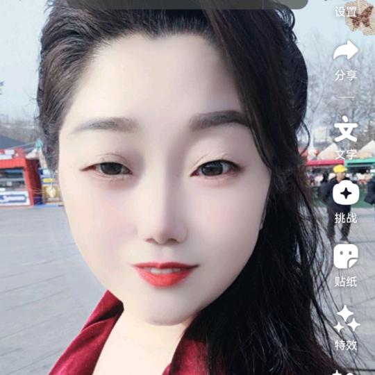 蓉儿晚8:10开播