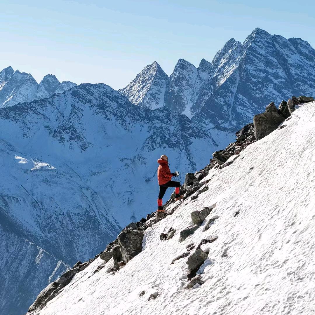 枕山栖谷私汤民宿（理小路店）