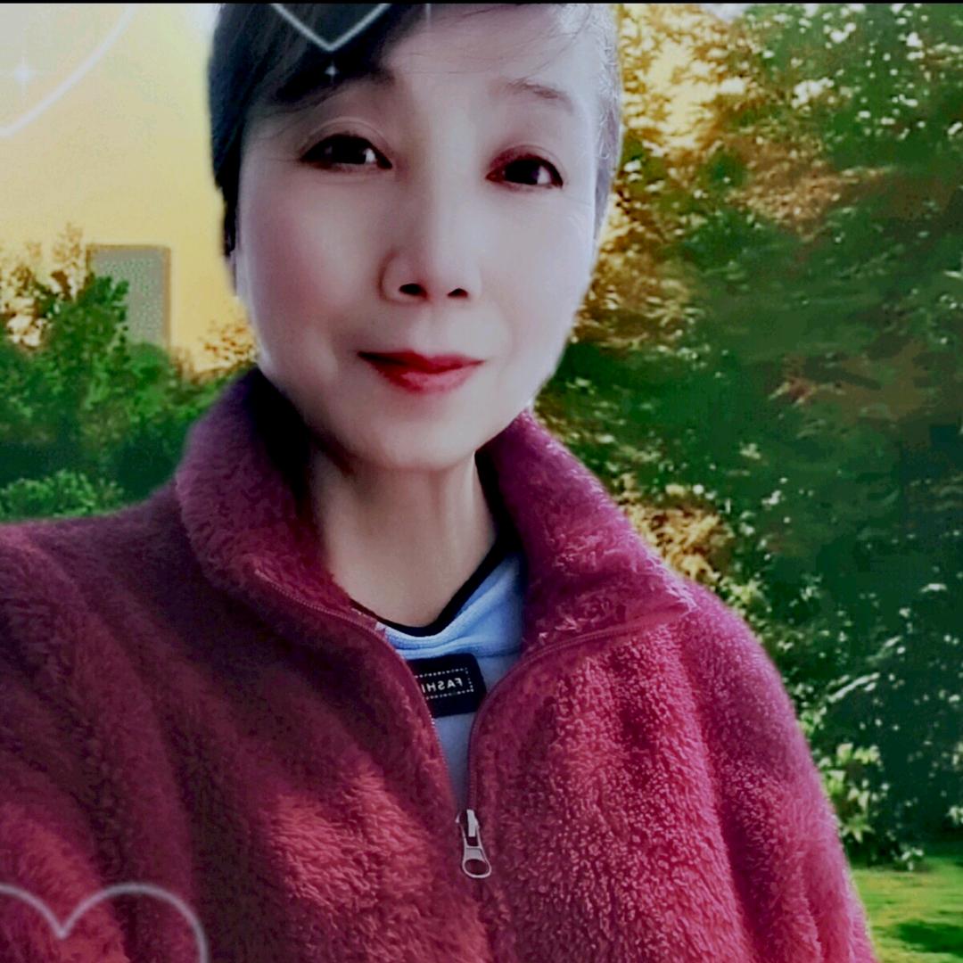 三月爱喝茶