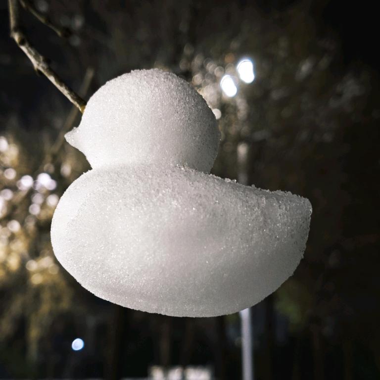 电量充不满的钢腚侠