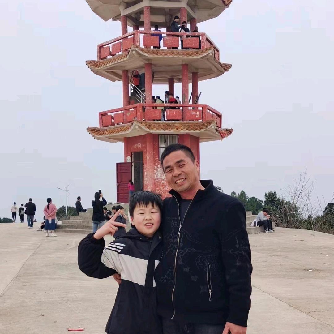 王广利（ 汝州快乐小哥婚姻咨询中心