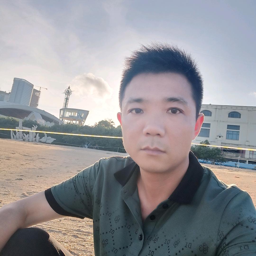 龙少.