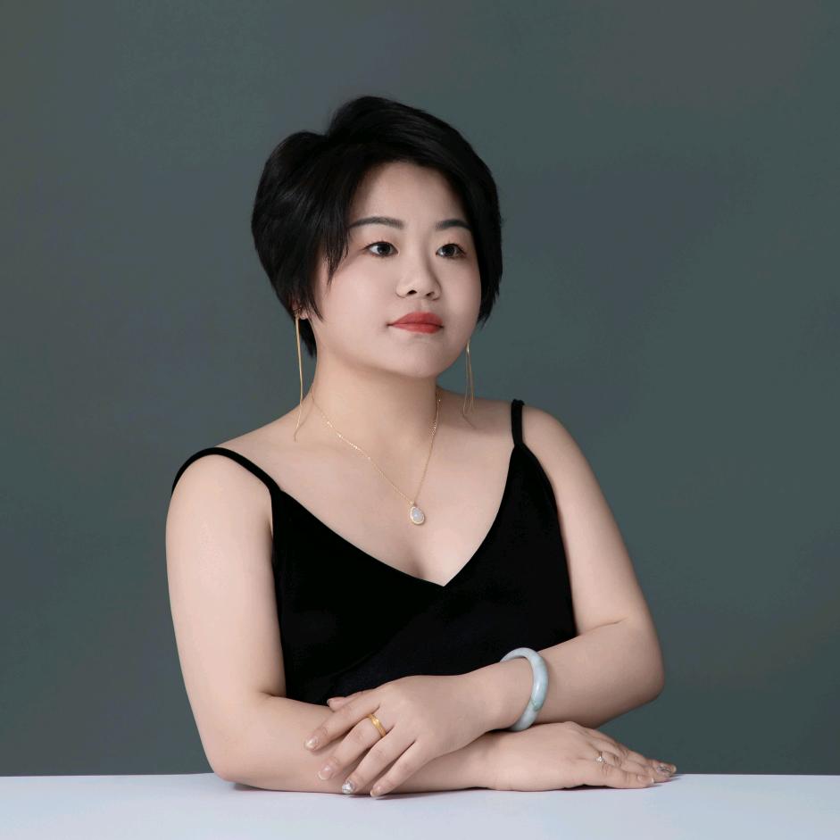莉娜