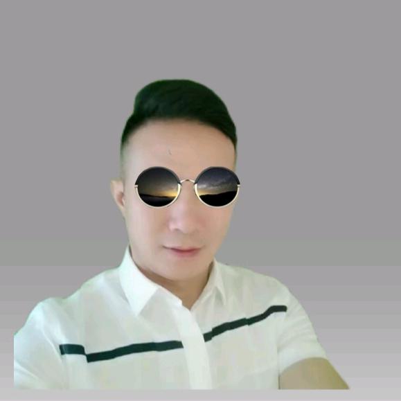 做防水的大叔