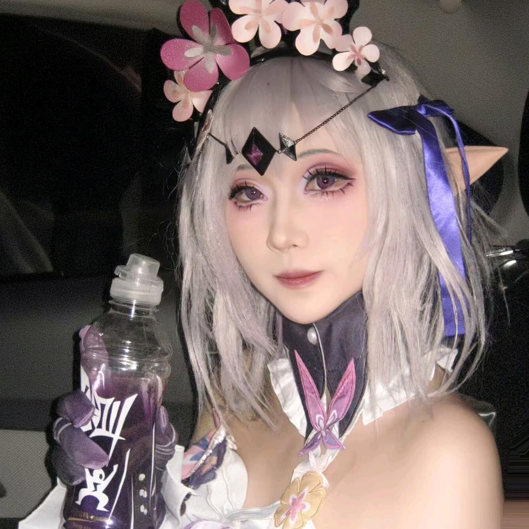 肉包子鸭（cos版）