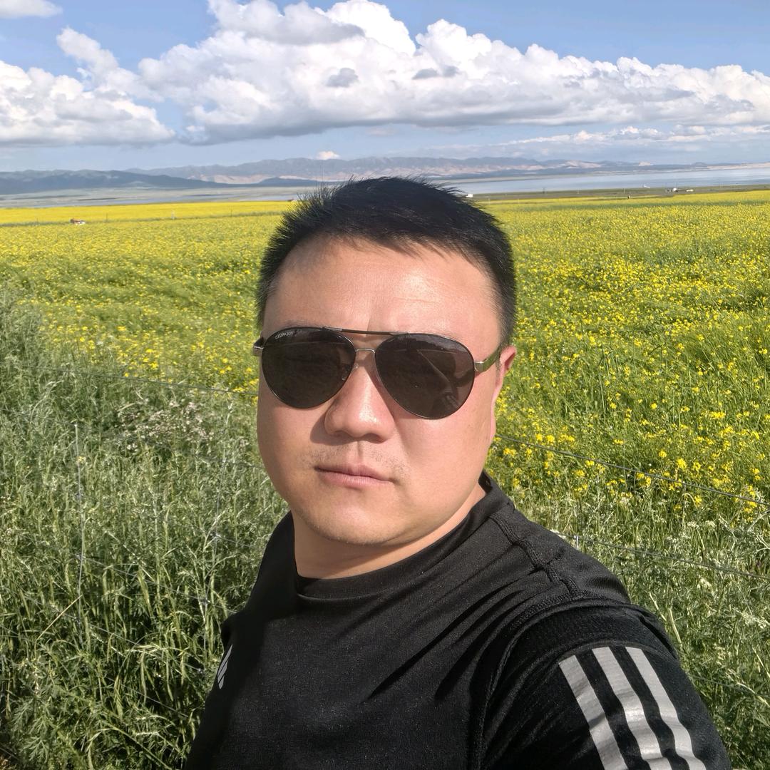 玉龙广告生产商→陈万里