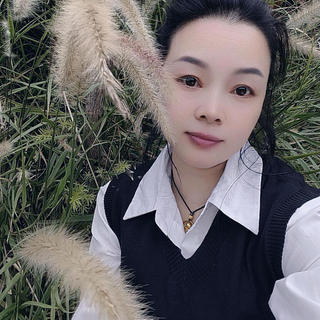 黄丫头😘😘😘