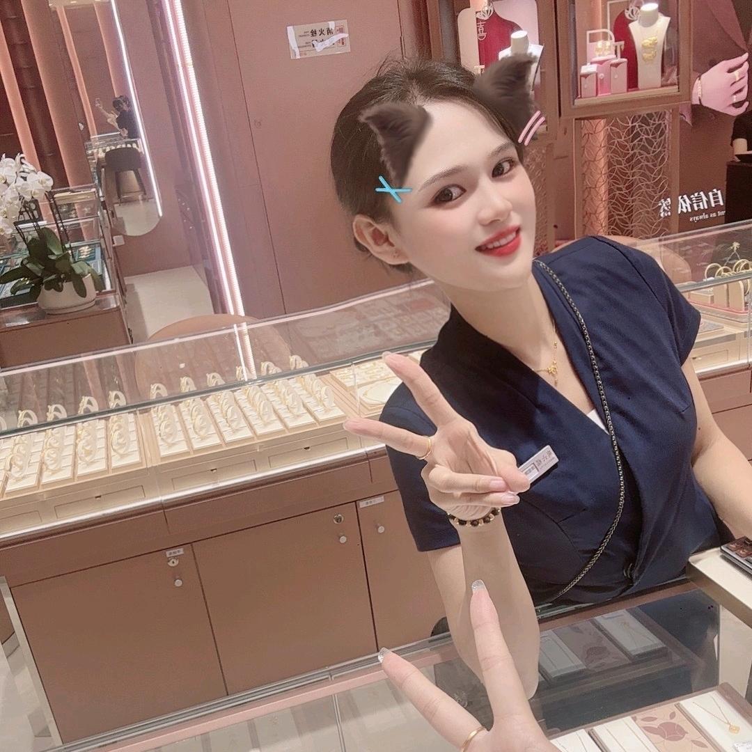是小慧呀.