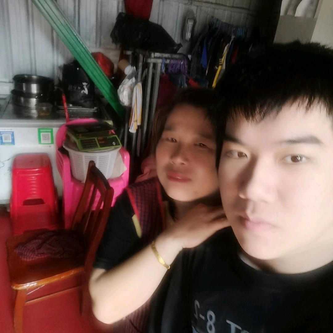 阿芳的幸福生活