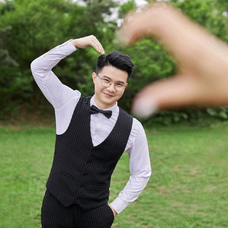 🍬卖i car 的小唐子