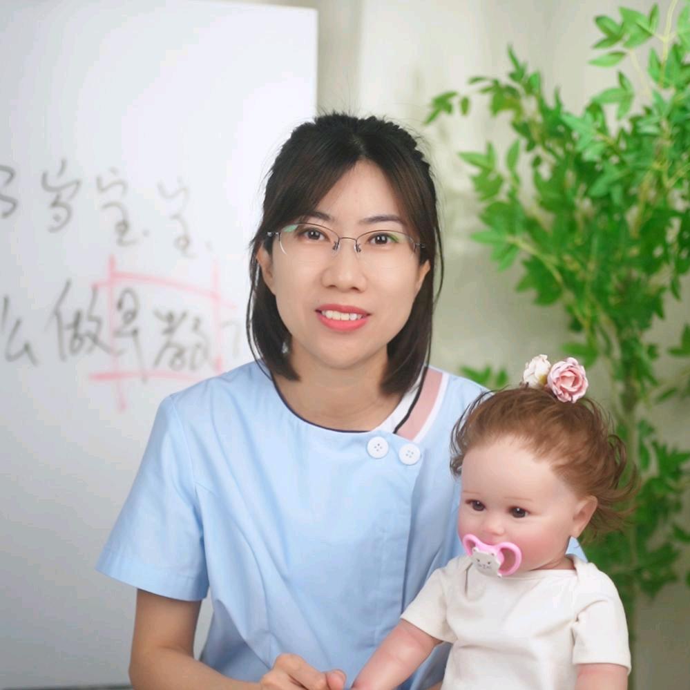 卢老师陪伴育儿