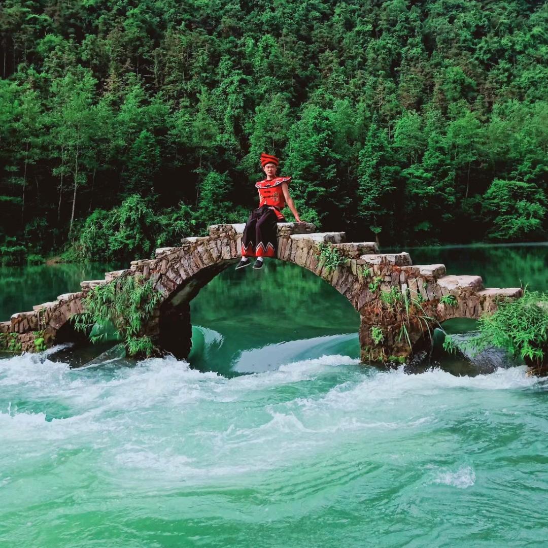 小江爱旅行
