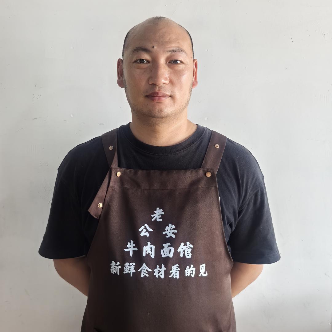 老公安牛肉面馆传承人谢勇