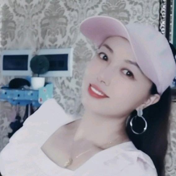 燕子ℳྀ🌻笑敬过往