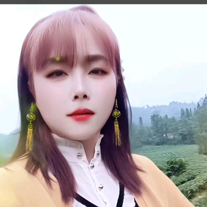 ༺ཉི月亮ཉྀ༻