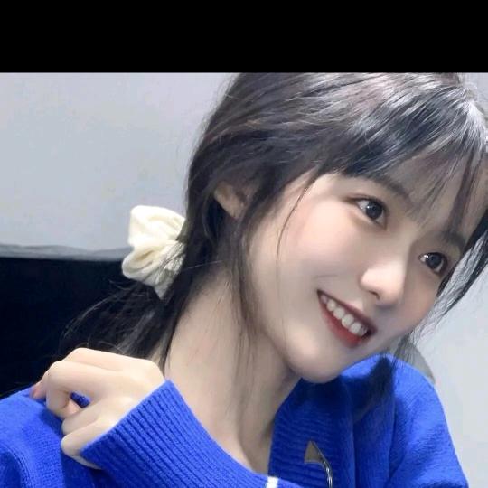离异带个女儿。