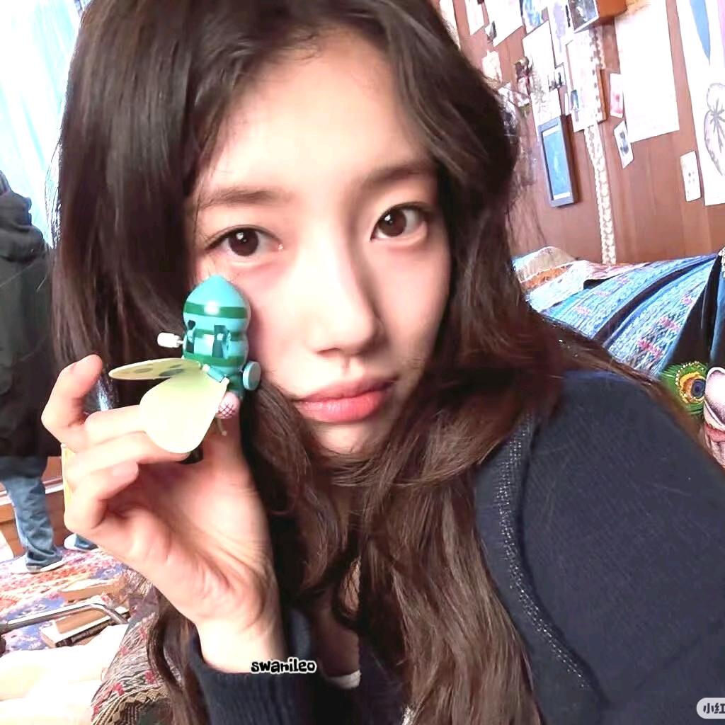 一朵风中摇曳的金善旴-JongLee