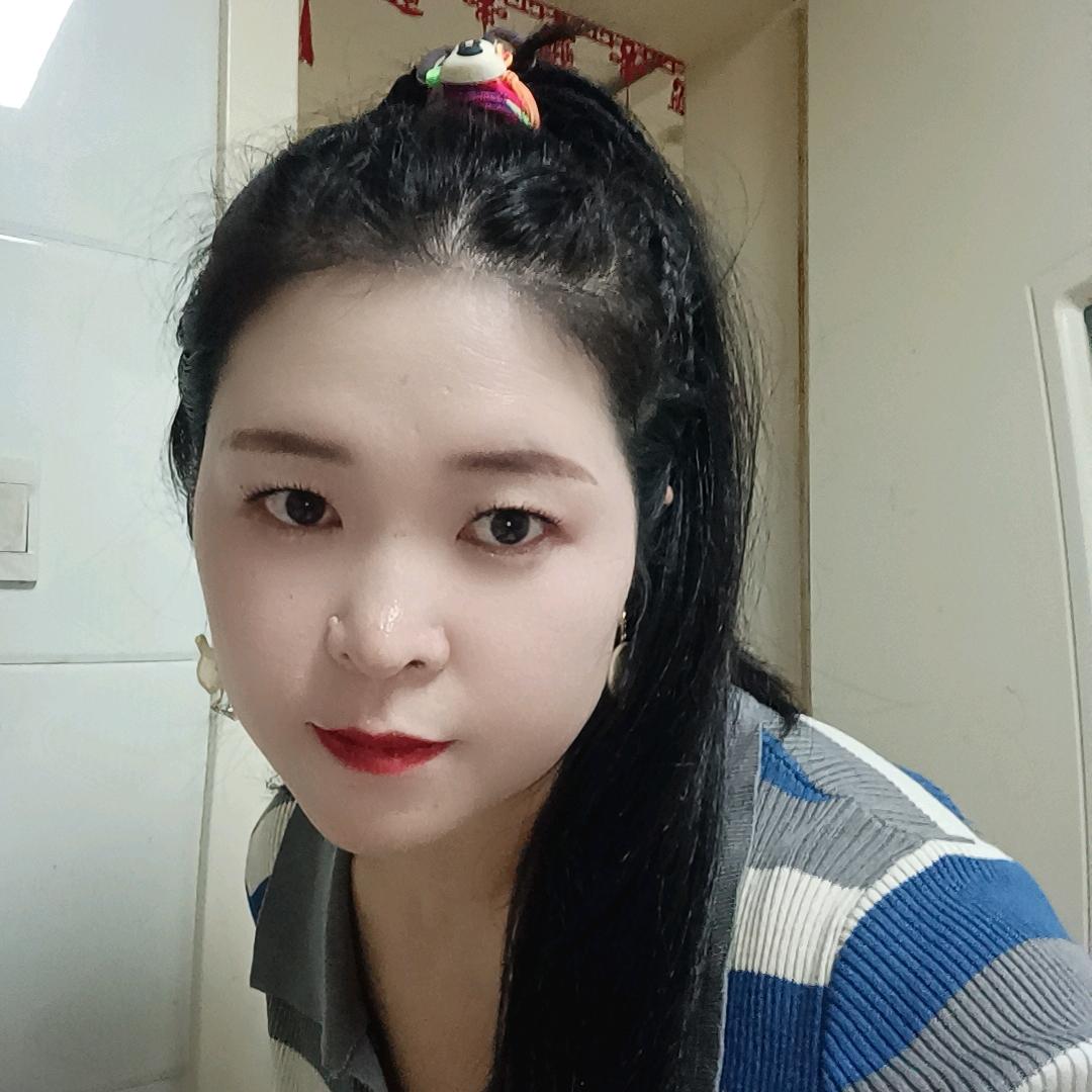 淘气可爱的晗晗和宸宸