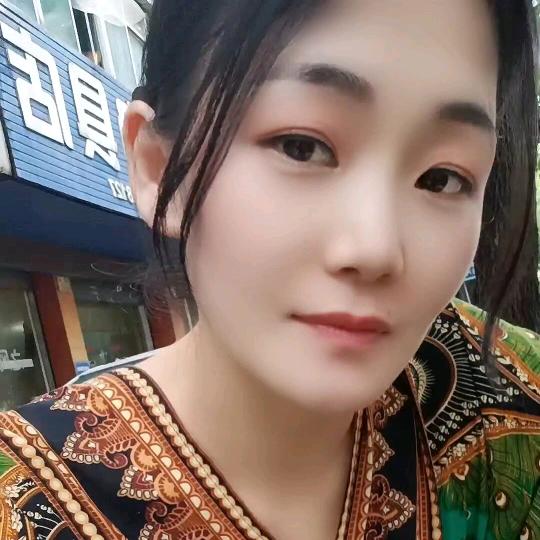 《小  李  姐  姐》