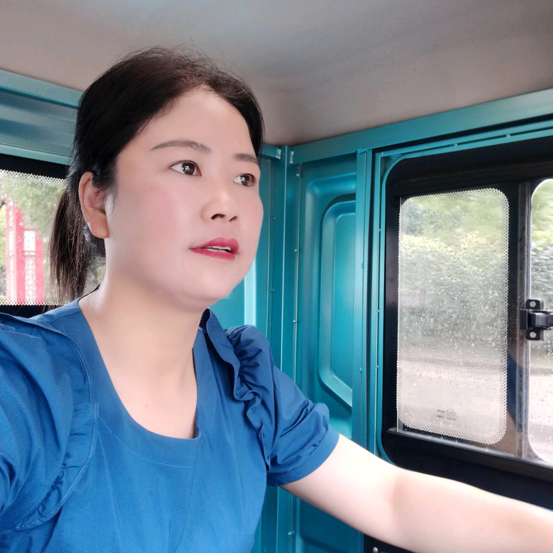 王利利回收衣服