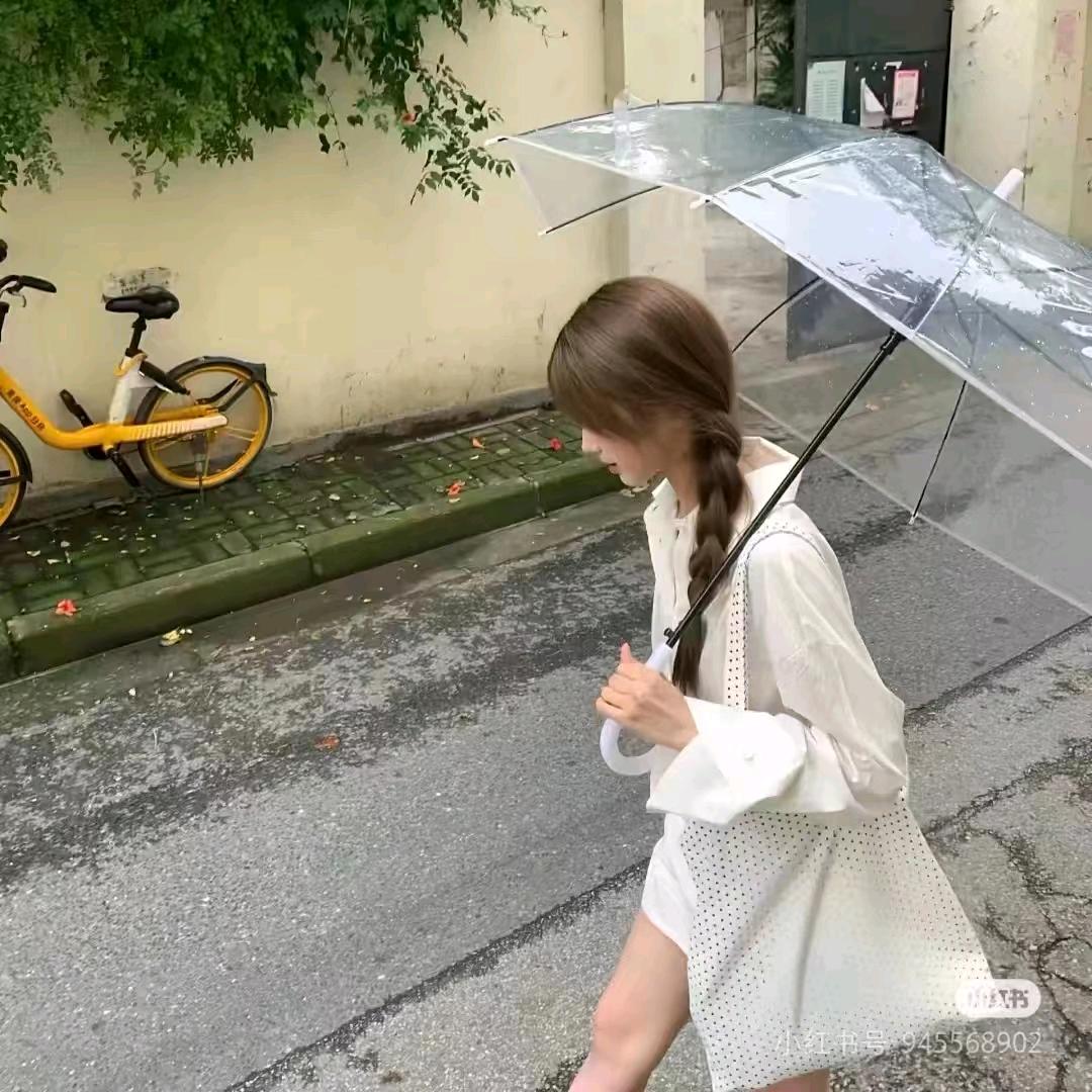 佳佳爱睡觉💤