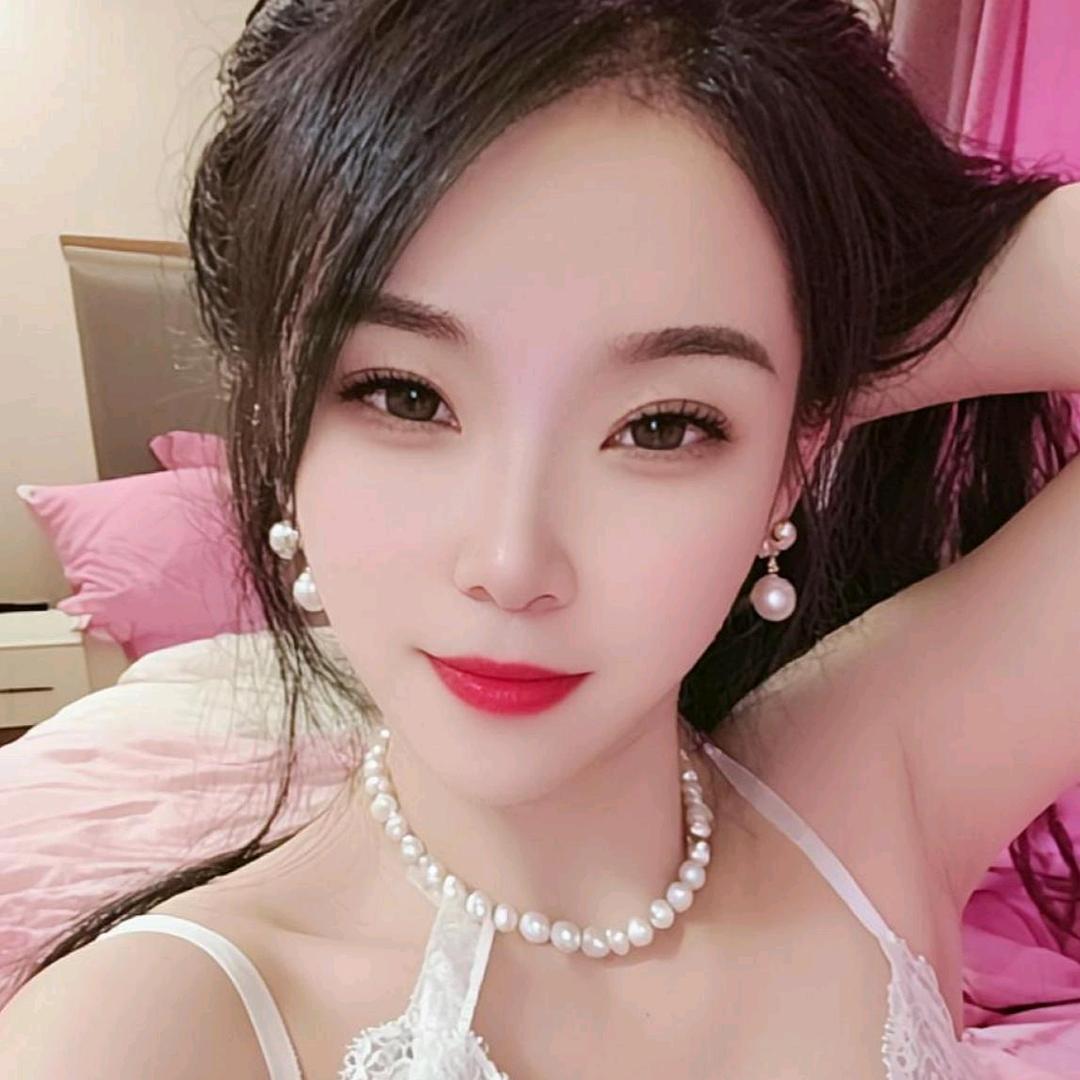 孤独的月月